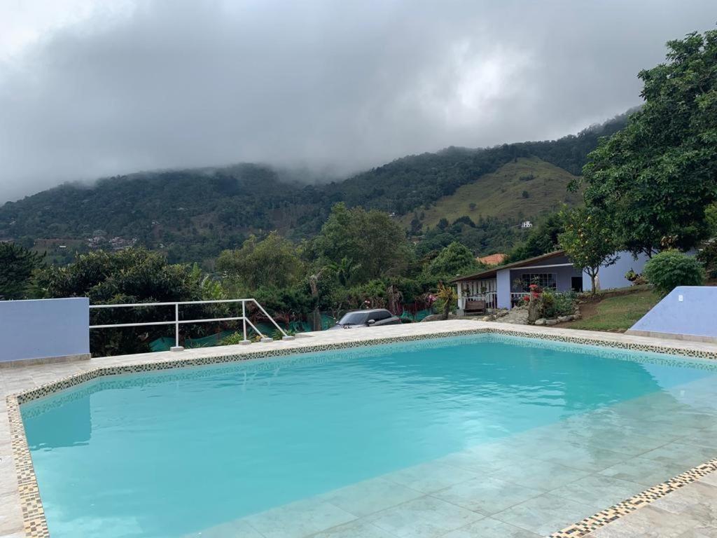 CASA DE DESCANSO EN DAPA YUMBO (Colombia) - from US$ 205 | BOOKED